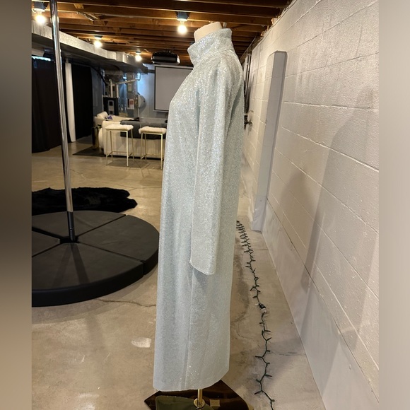 16Arlington Vida Sequined Crepe Midi Dress - Picture 3 of 9